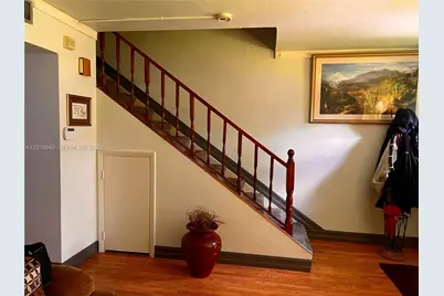 [Address not provided], Miami, FL 33161 - Photo 8