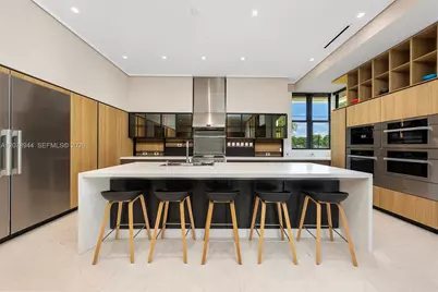 9860 NE 5th Ave Rd, Miami Shores, FL 33138 - Photo 18