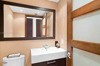 5875 Collins Ave #1902, Miami Beach, FL 33140 - Photo 36