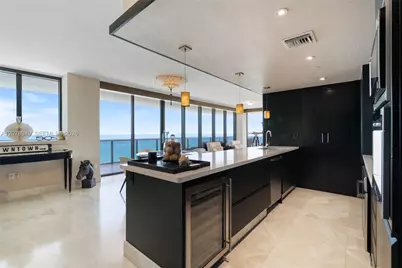 5875 Collins Ave #1902, Miami Beach, FL 33140 - Photo 2