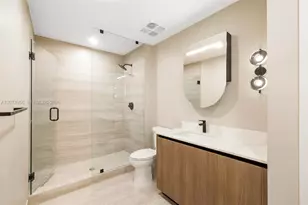 580 72nd St, Miami Beach, FL 33141 - Photo 14