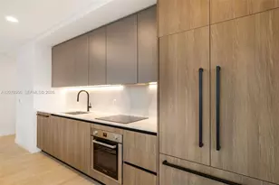 580 72nd St, Miami Beach, FL 33141 - Photo 10
