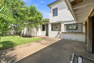 5680 Pine Tree Dr, Miami Beach, FL 33140 - Photo 24
