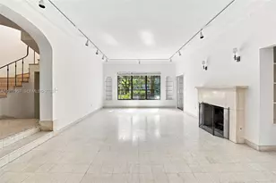 5680 Pine Tree Dr, Miami Beach, FL 33140 - Photo 6