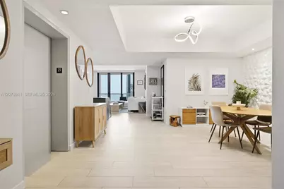 1010 Brickell Ave #2102, Miami, FL 33131 - Photo 10