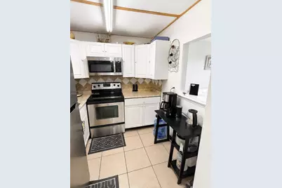 425 Southampton B #425, West Palm Beach, FL 33417 - Photo 18