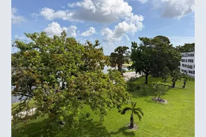 425 Southampton B #425, West Palm Beach, FL 33417 - Photo 14