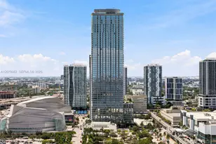 1400 Biscayne Blvd, Miami, FL 33132 - Photo 1