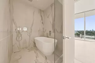 1400 Biscayne Blvd, Miami, FL 33132 - Photo 12