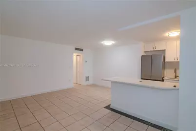 921 Jefferson Ave #3C, Miami Beach, FL 33139 - Photo 2