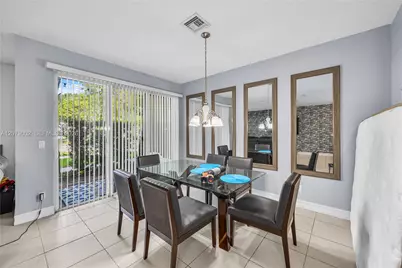 83 Palm Ln, Royal Palm Beach, FL 33411 - Photo 18