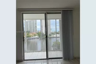2980 E Point East Dr #D608, Aventura, FL 33160 - Photo 6