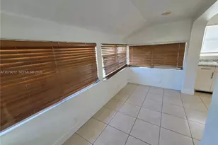708 NE 4th St, Hallandale Beach, FL 33009 - Photo 2