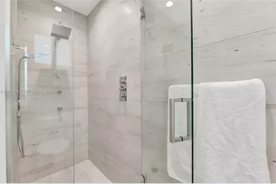 617 NE 14th Ave, Fort Lauderdale, FL 33304 - Photo 18