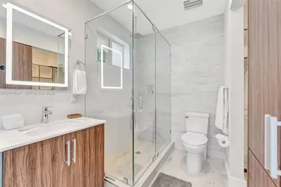 617 NE 14th Ave, Fort Lauderdale, FL 33304 - Photo 28
