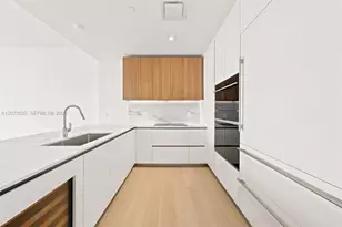 1400 Biscayne Blvd, Miami, FL 33132 - Photo 8