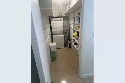 2024 NE 26th St #1, Wilton Manors, FL 33305 - Photo 10
