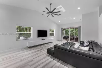 18425 Via Di Verona, Boca Raton, FL 33496 - Photo 12