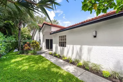 18425 Via Di Verona, Boca Raton, FL 33496 - Photo 4