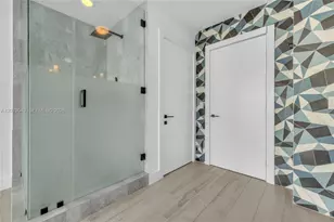 480 NE 31st St, Miami, FL 33137 - Photo 12