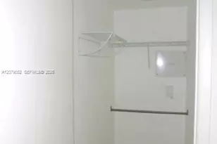 50 Biscayne Blvd, Miami, FL 33132 - Photo 8
