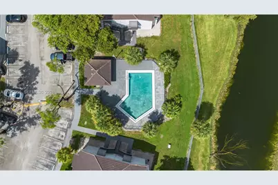 7155 NW 179th St #108, Hialeah, FL 33015 - Photo 22