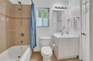 8999 SW 18th St, Miramar, FL 33025 - Photo 14