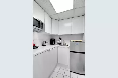 700 Biltmore Way #1017, Coral Gables, FL 33134 - Photo 4