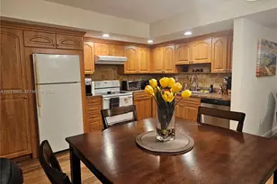 8065 SW 107th Ave, Miami, FL 33173 - Photo 12