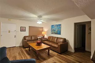8065 SW 107th Ave, Miami, FL 33173 - Photo 4