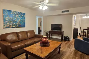 8065 SW 107th Ave, Miami, FL 33173 - Photo 16