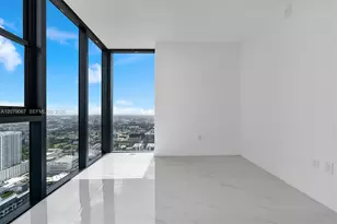 700 NE 24th St, Miami, FL 33137 - Photo 14