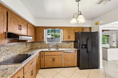 3121 Hollywood Blvd, Hollywood, FL 33021 - Photo 2