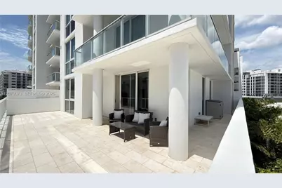 401 N Birch Rd #415, Fort Lauderdale, FL 33304 - Photo 2
