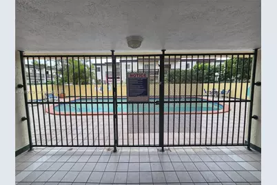 8320 NW 8th St #2-311, Miami, FL 33126 - Photo 52