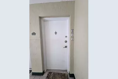 8320 NW 8th St #2-311, Miami, FL 33126 - Photo 12