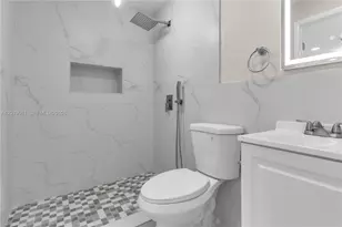 378 SW 6th St, Florida City, FL 33034 - Photo 20