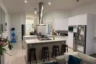 9771 NW 32nd St, Doral, FL 33172 - Photo 8