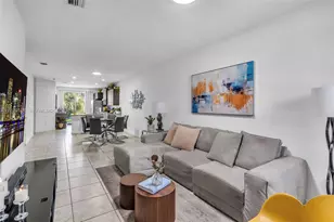 2438 SE 15th St, Homestead, FL 33035 - Photo 6