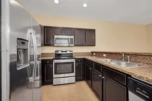 755 SE 32nd Terrace, Homestead, FL 33033 - Photo 10