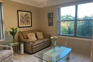 1350 Atlantic Shores Blvd, Hallandale Beach, FL 33009 - Photo 10