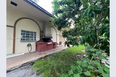 1350 Atlantic Shores Blvd #322, Hallandale Beach, FL 33009 - Photo 42