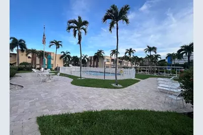 1350 Atlantic Shores Blvd #322, Hallandale Beach, FL 33009 - Photo 36