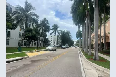17560 Atlantic Blvd #514, Sunny Isles Beach, FL 33160 - Photo 26