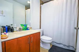7501 E Treasure Dr, North Bay Village, FL 33141 - Photo 14