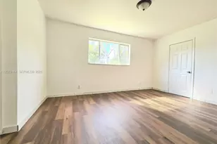 2010 NW 70th St, Miami, FL 33147 - Photo 6