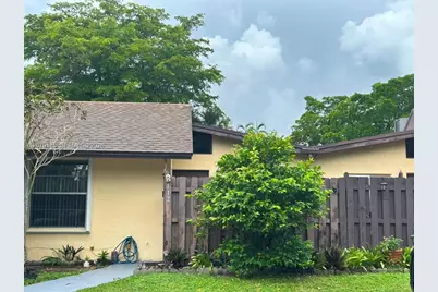 112 Fox Rd #2-50, Hollywood, FL 33024 - Photo 2