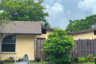 112 Fox Rd, Hollywood, FL 33024 - Photo 2