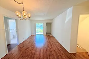 107 Gardens Dr, Pompano Beach, FL 33069 - Photo 2