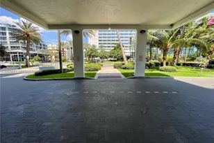 2899 Collins Ave, Miami Beach, FL 33140 - Photo 32